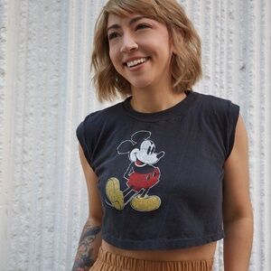 Meet your Posher, The Wolf